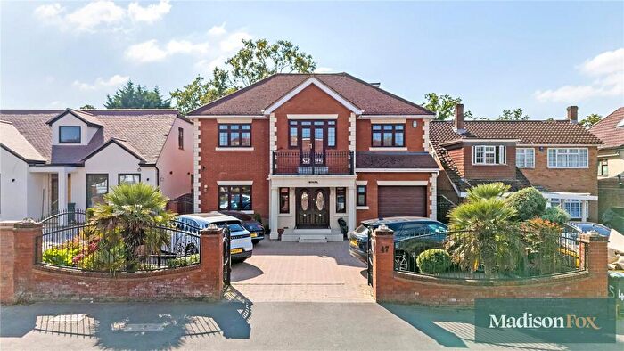 7 Bedroom Detached House For Sale In Tomswood Road, Chigwell, Essex, IG7