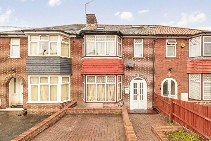 4 Bedroom Property To Rent In Orchard Gate, Greenford, UB6