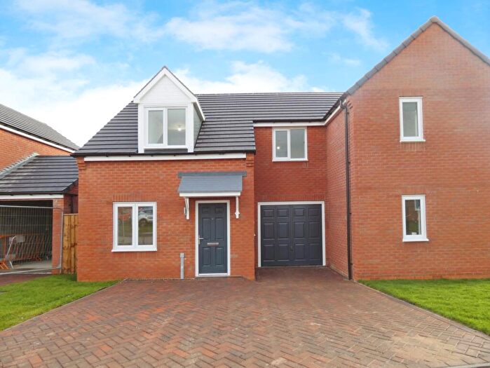 3 Bedroom Semi Detached House To Rent In Cornflower Close, Sutton-in-Ashfield, Nottinghamshire, NG17