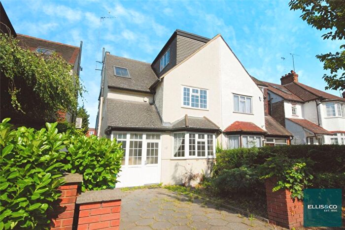 5 Bedroom Semi-Detached House To Rent In Llanvanor Road, Child Hill, NW2
