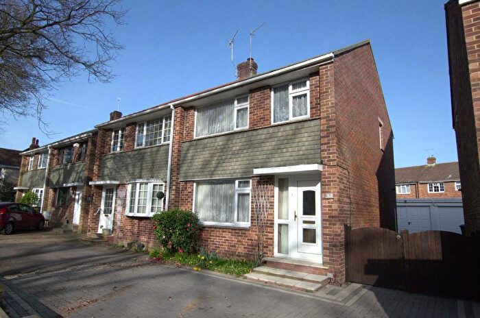 3 Bedroom Semi Detached House For Sale In Newtown Road, Southampton, SO19