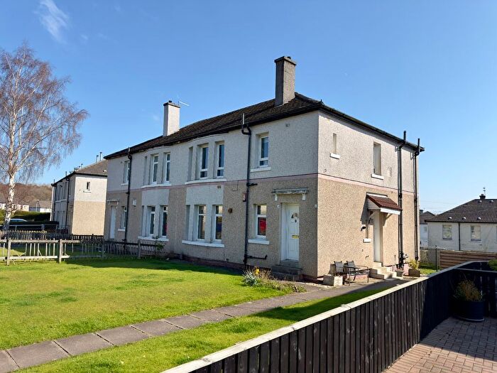 2 Bedroom Flat To Rent In Carnwadric Road, Thornliebank, Glasgow, G46
