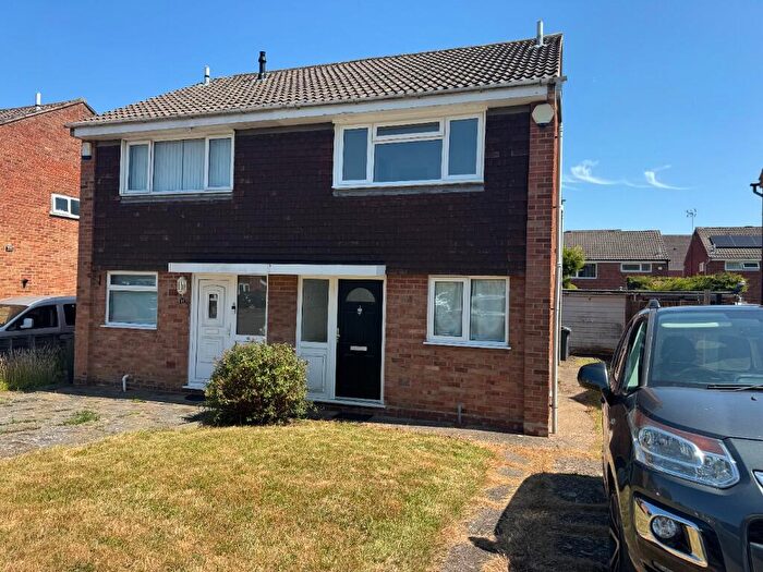 2 Bedroom Semi-Detached House To Rent In Regency Gardens, Birmingham, B14