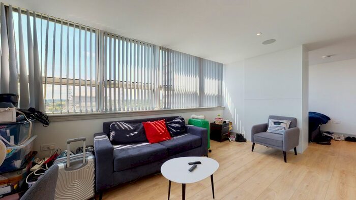 Studio To Rent In Market Square, Uxbridge, UB8