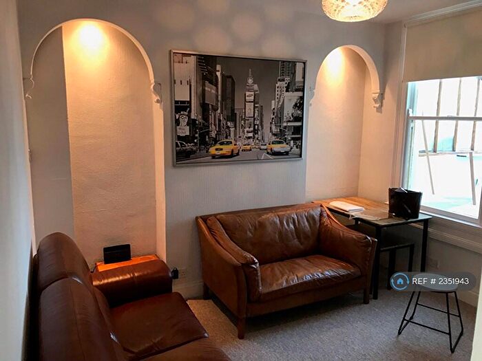 5 Bedroom Terraced House To Rent In Cynthia Road, Bath, BA2