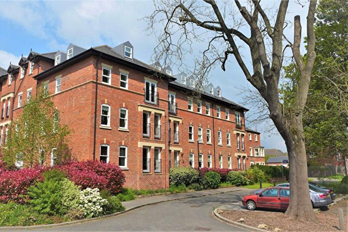 3 Bedroom Flat For Sale In College Court, Ripon, HG4