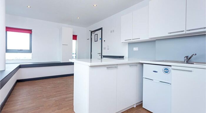 Studio To Rent In Windsor Terrace, Southampton, SO14