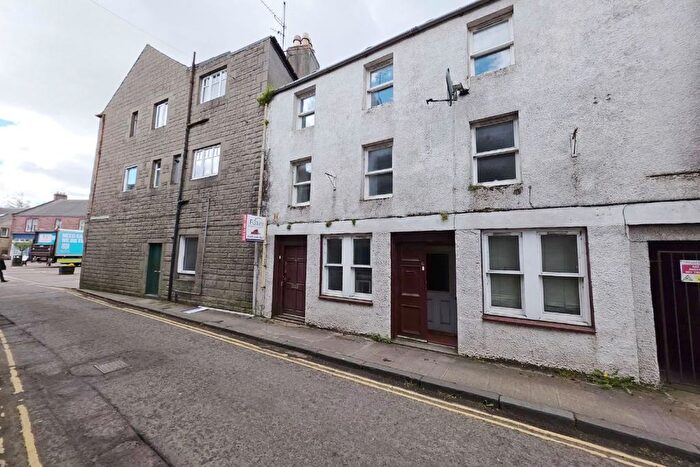 4 Bedroom Terraced House For Sale In , Commercial Street, Coupar Angus, Blairgowrie, PH13
