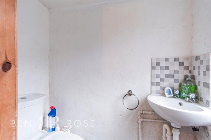 3 Bedroom End Of Terrace House For Sale In Anchor Drive, Hutton, Preston, PR4
