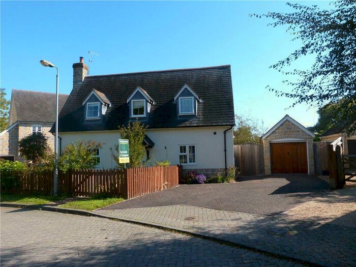 3 Bedroom Detached House To Rent In Targetts Mead, Tisbury, Salisbury, SP3