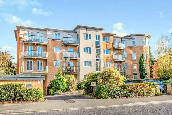 2 Bedroom Flat To Rent In Hill Lane, Southampton, Hampshire, SO15