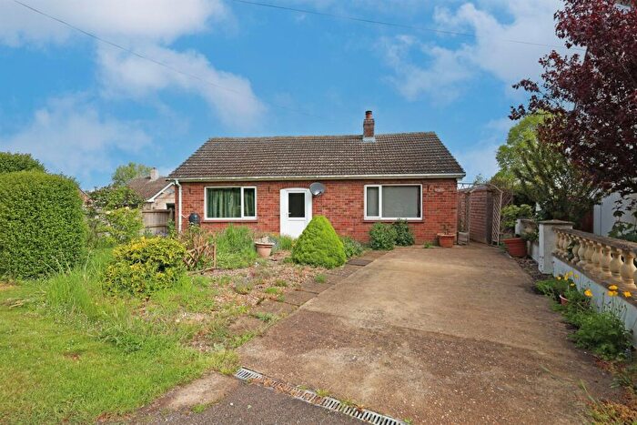 2 Bedroom Bungalow For Sale In The Rest, PE22