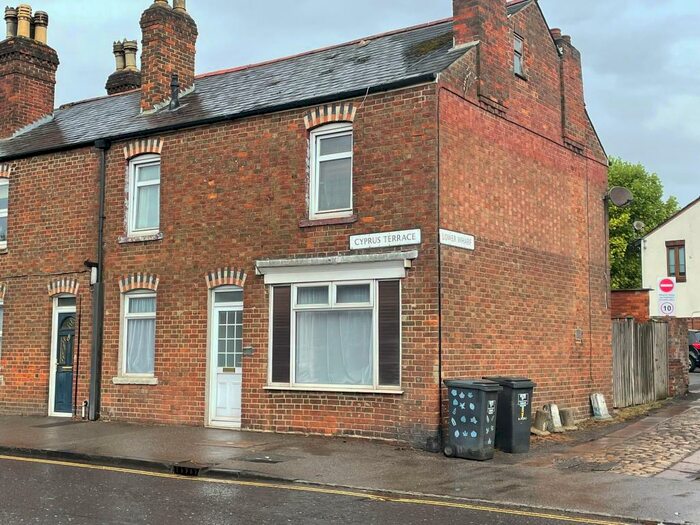 3 Bedroom End Of Terrace House To Rent In Cyprus Terrace, Devizes, SN10