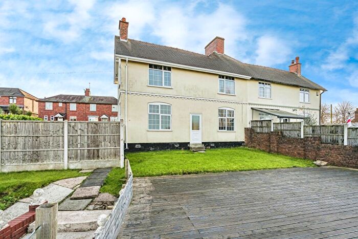 2 Bedroom Semi-Detached House For Sale In Deepdale Lane, Dudley, DY3