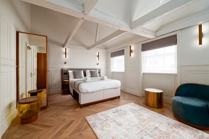 1 Bedroom Flat To Rent In Room, Fitzroy Street, London Dz, Uk, London, W1T