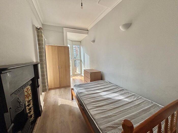 1 Bedroom House To Rent In Clarendon Road, Southsea, PO5
