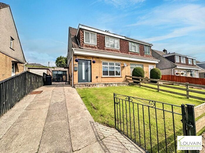 3 Bedroom Semi-Detached House For Sale In Bush Bach, Tredegar, NP22