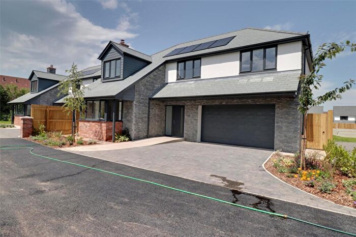5 Bedroom Detached House For Sale In Harvest Drive, Roundswell, Barnstaple, EX31