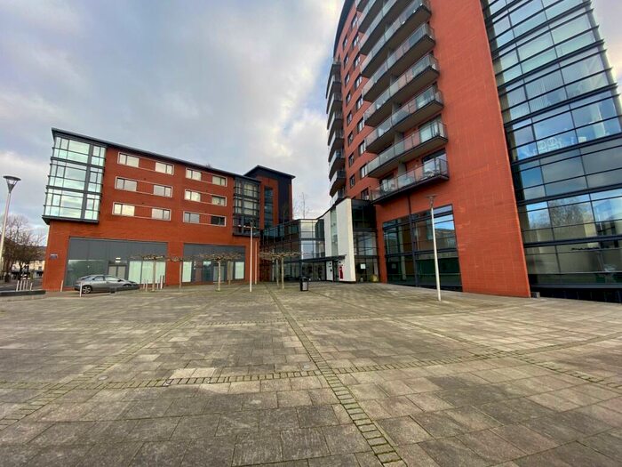 2 Bedroom Apartment To Rent In Wells Crescent, Chelmsford, CM1