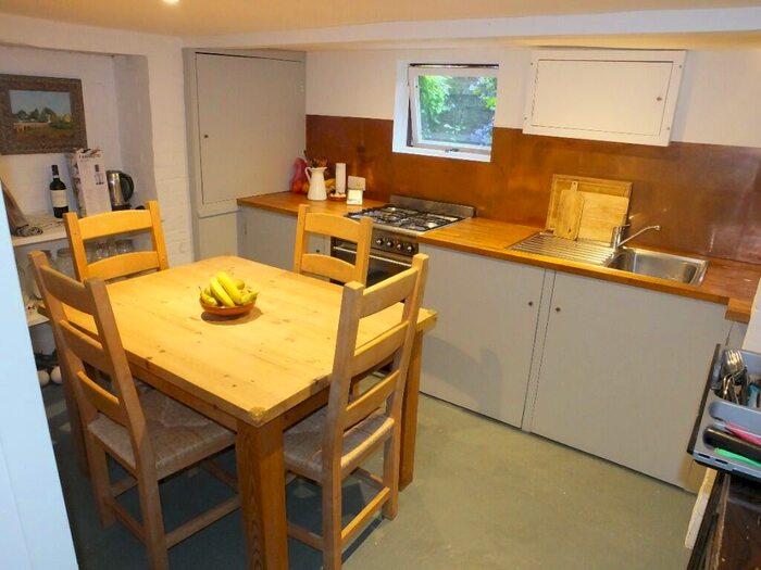 2 Bedroom Cottage To Rent In St. James Street, Lewes, East Sussex, BN7