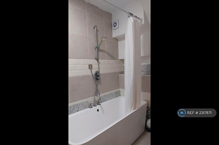 1 Bedroom Flat To Rent In Loraine Road, London, N7