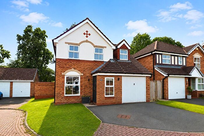 3 Bedroom Detached House For Sale In Etty Close, Stamford Bridge, York, YO41