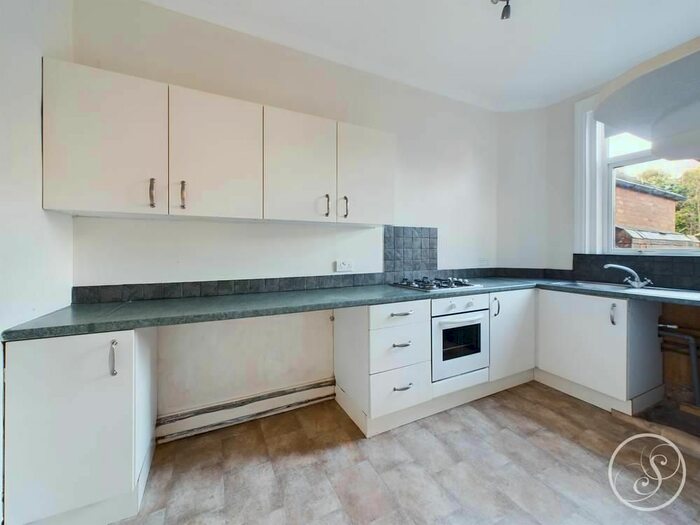 3 Bedroom Property To Rent In Ash Villas, Crossgates, Leeds, LS15