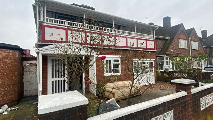 Detached House To Rent In North Hyde Road, Hayes, UB3