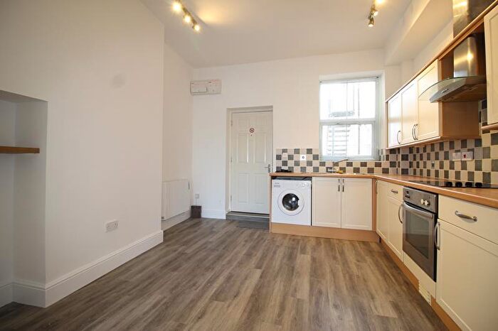 1 Bedroom Flat To Rent In Peck House, Peck Way, NN10