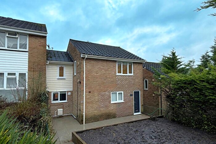 6 Bedroom Semi-Detached House To Rent In Stanmore, SO22