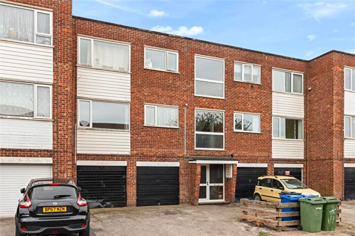 2 Bedroom Apartment For Sale In Thorgam Court, Grimsby, Lincolnshire, DN31