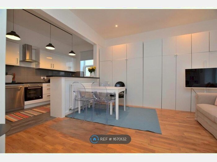 1 Bedroom Flat To Rent In The Alexandra, St. Leonards-On-Sea, TN37