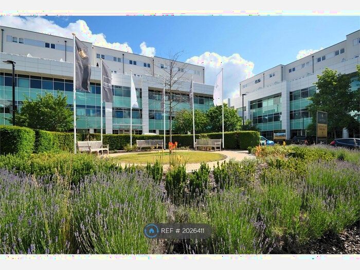 1 Bedroom Flat To Rent In Empire House, Welwyn Garden City, AL7