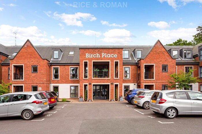 1 Bedroom Retirement Property For Sale In Dukes Ride, Crowthorne, RG45