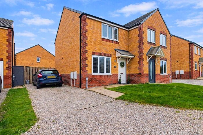2 Bedroom Semi Detached House For Sale In Findon Way, Skelmersdale, WN8