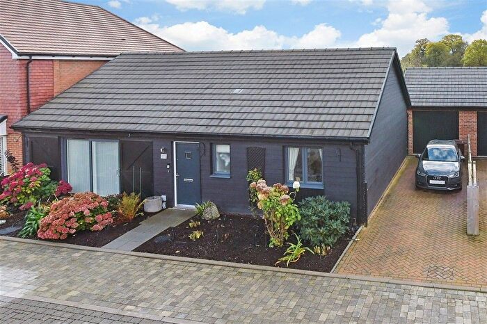 2 Bedroom Detached Bungalow For Sale In Collier Street, Maidstone, Kent, ME18