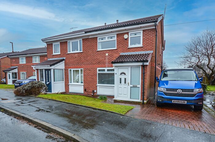 3 Bedroom Semi-Detached House To Rent In Pochard Drive, Broadheath, WA14