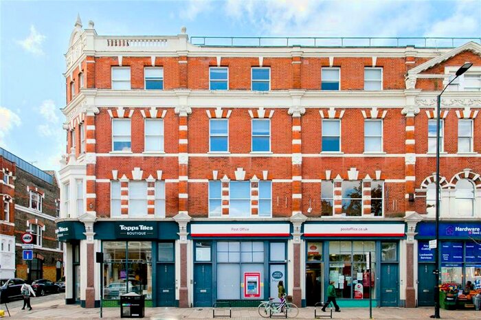 3 Bedroom Apartment To Rent In Upper, London, N1