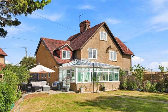 4 Bedroom Semi-Detached House For Sale In Whitehall Cottages - Hunsdon, SG12