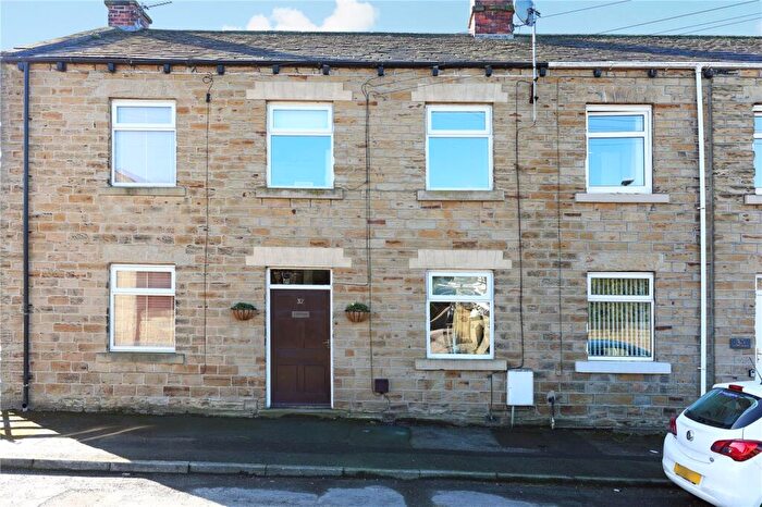 3 Bedroom Terraced House For Sale In Bilham Road, Clayton West, Huddersfield, West Yorkshire, HD8