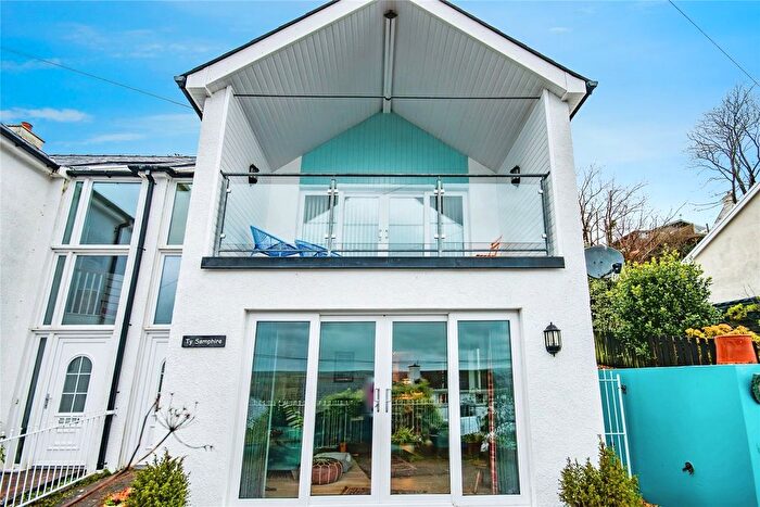 3 Bedroom Semi-Detached House For Sale In Glanymor Road, Goodwick, Pembrokeshire, SA64