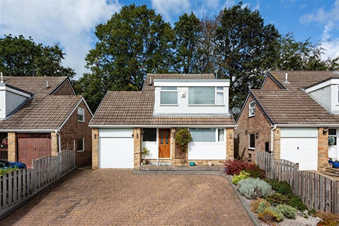 4 Bedroom Detached House For Sale In Wynmore Crescent, Bramhope, Leeds, LS16