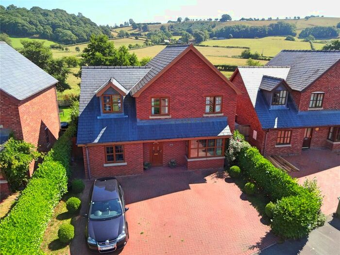 4 Bedroom Detached House For Sale In Parc Hafod, Tregynon, Newtown, Powys, SY16
