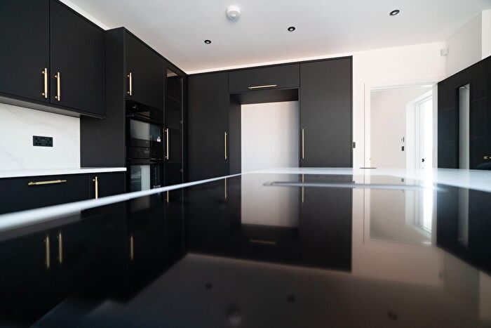 4 Bedroom Detached House For Sale In Thornholme Road, Sunderland, SR2