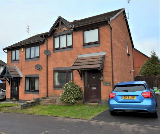 3 Bedroom Semi-Detached House To Rent In Highfield Road, Blackburn, BB2