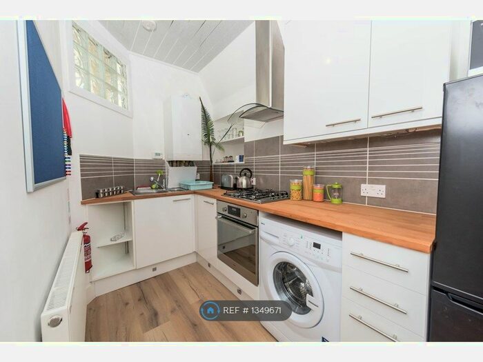 1 Bedroom Flat To Rent In Urquhart Road, Aberdeen, AB24