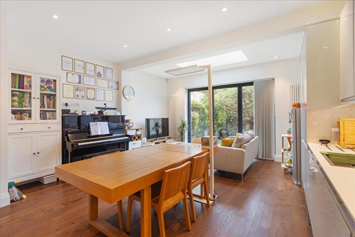 4 Bedroom Terraced House For Sale In Skelwith Road, Hammersmith, London, W6