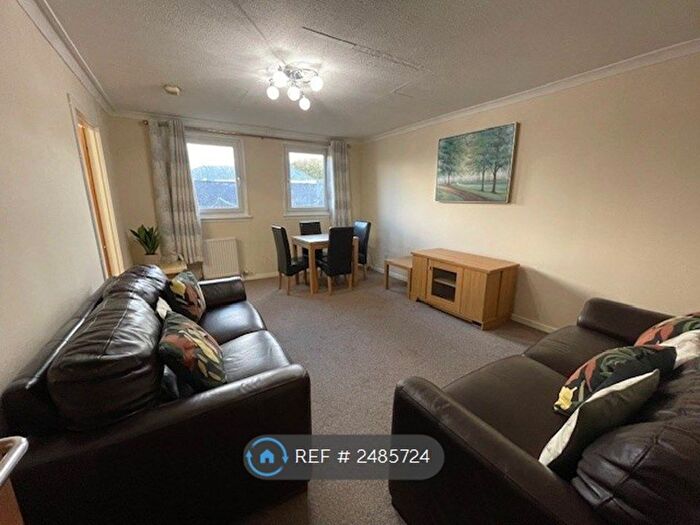 3 Bedroom Flat To Rent In St Anne's Court, Aberdeen, AB24