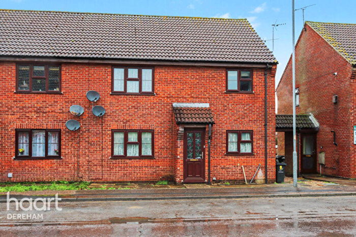 2 Bedroom Flat For Sale In South Green, Dereham, NR19