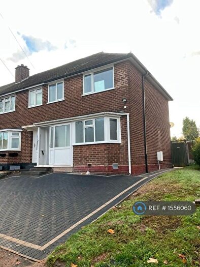 3 Bedroom Semi Detached House To Rent In Birmingham, Birmingham, B44